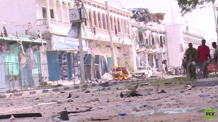 39 قتيلا و40 جريحا بينهم أطفال ونساء في تفجير مقديشو 