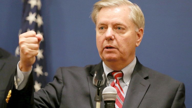 سيناتور جمهوري يدعو ترامب إلى "معاقبة" روسيا