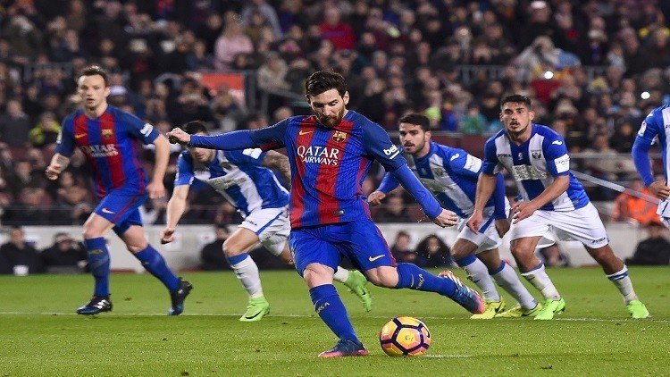 بالفيديو.. برشلونة يخرج من عنق الزجاجة أمام ليغانيس 