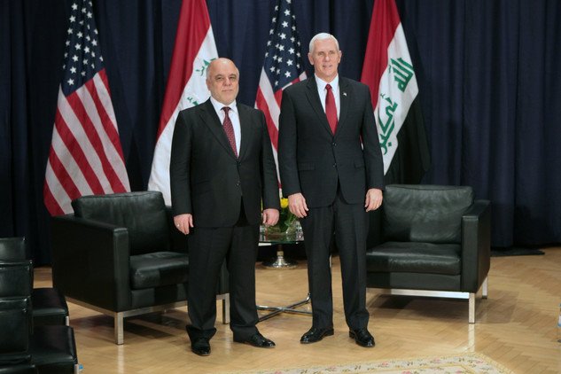 نائب الرئيس الأمريكي مايك بينس ورئيس الوزراء العراقي حيدر العبادي 