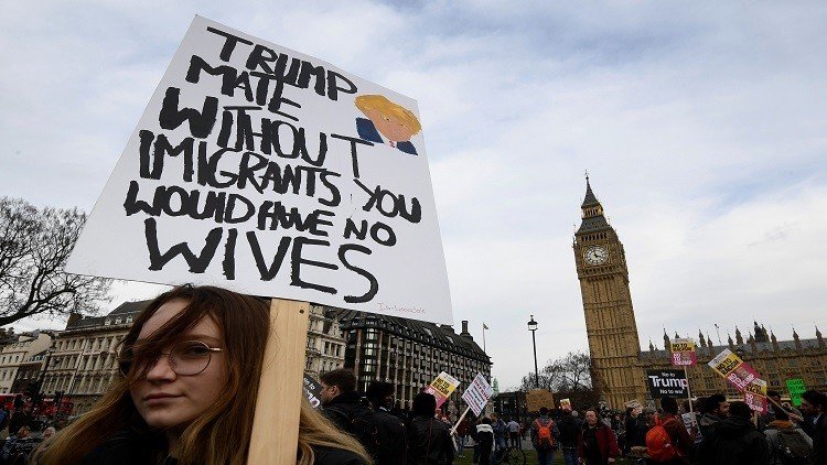 تظاهرات بالآلاف في لندن احتجاجا على زيارة ترامب