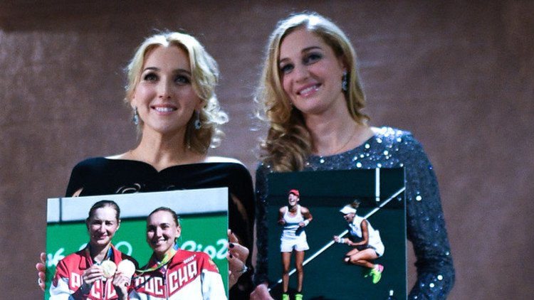 فيسنينا وماكاروفا الى ربع نهائي دورة دبي