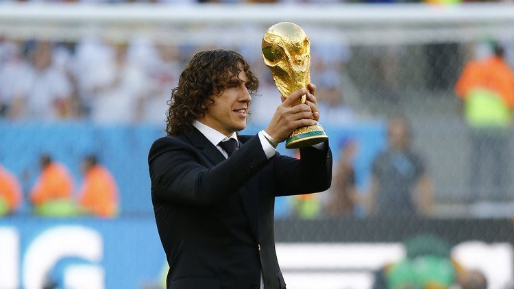 كارلوس بويول يزور روسيا