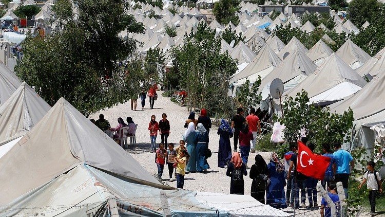 إسطنبول تدرس تجنيس 2000 عائلة سورية من ذوي الكفاءات