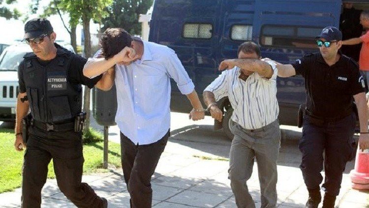 صحيفة: عسكريان تركيان جديدان يطلبان اللجوء في اليونان