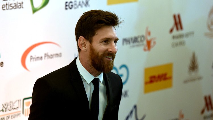 بالفيديو.. ميسي يرفض قول "أنا أحب مصر"