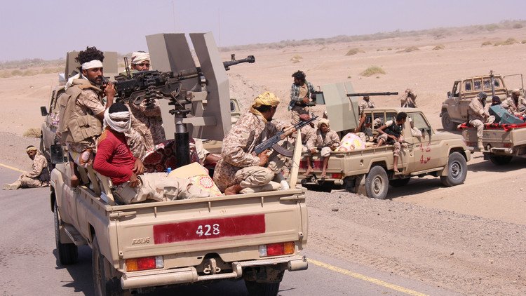 48 قتيلا جراء تفجير انتحاري ومعارك في اليمن