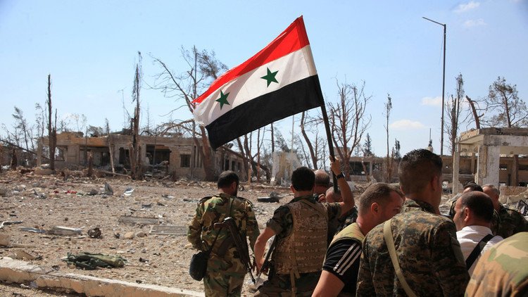 الجيش السوري يعلن السيطرة على بلدة تادف بريف الباب