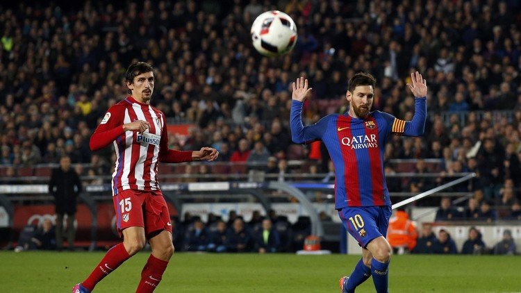 برشلونة ومضيفه أتلتيكو مدريد .. التشكيلة الأساسية