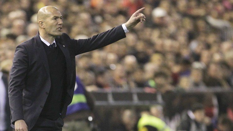  ريال مدريد ومضيفه فياريال.. التشكيلة الأساسية