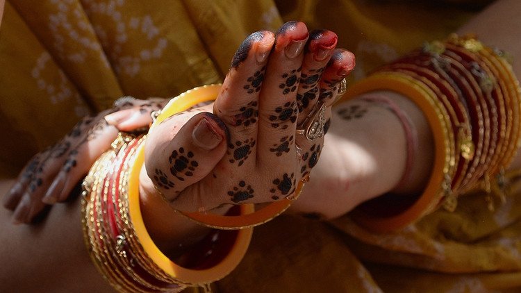 الحناء تتحول إلى سلاح قاتل شرقي ليبيا!