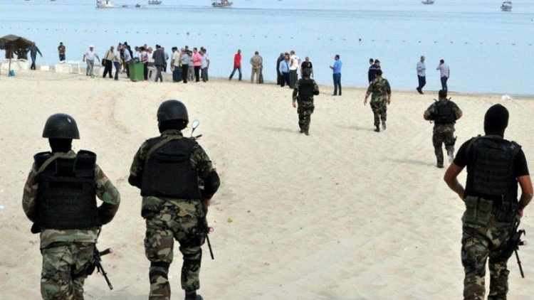 قاضي تحقيق تونسي يتهم 6 عناصر أمنية بعدم إغاثة الضحايا أثناء هجوم سوسة