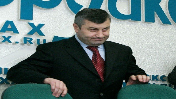 اللجنة الانتخابية ترفض ترشيح الرئيس الأسبق لرئاسة أوسيتيا الجنوبية 