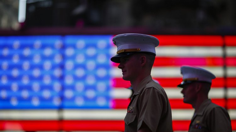 البنتاغون يحقق في صور نساء عاريات على علاقة بالمارينز