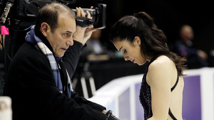 مدرب أمريكي للتزحلق على الجليد يتهم الحكام بالتعاطف مع الروس