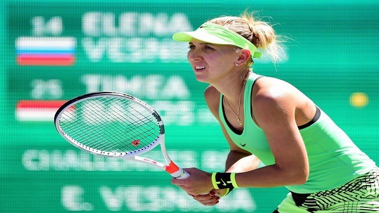 الروسية فيسنينا تضرب موعدا مع كيربر في ثمن نهائي إنديان ويلز