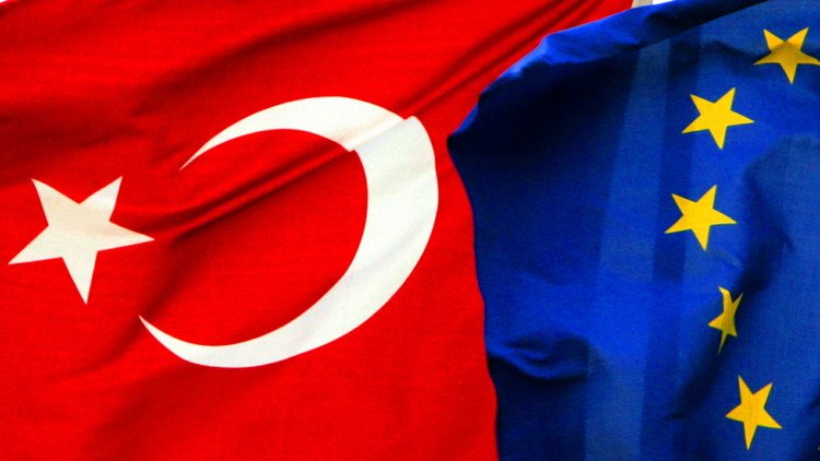 بلجيكا تريد حظر زيارات الساسة الأتراك