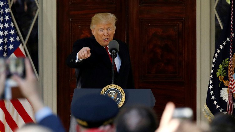 إسرائيلي دفع 9 آلاف دولار مقابل مستمسكات مزورة عن ترامب!