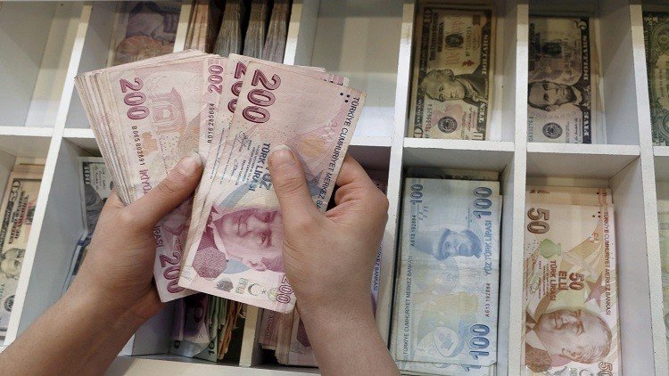 المركزي التركي يشدد السياسة النقدية 