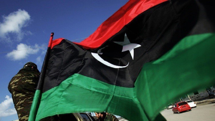 المجلس الرئاسي الليبي يرضخ للمحتجين ويدين تهديدات حفتر