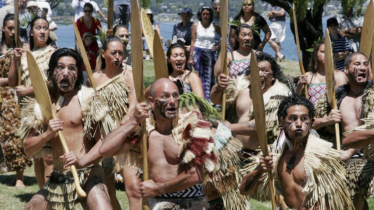 نهر مقدس في نيوزيلاندا ينال حقوق الإنسان 