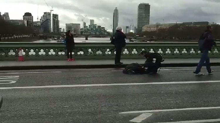 شاهد بالفيديو الصور الأولى لضحايا إطلاق النار في لندن