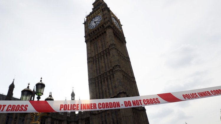 الشرطة البريطانية تحدد هوية منفذ هجوم لندن