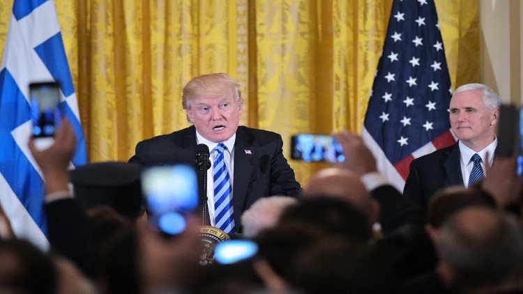 ترامب يكشف عن حبه للإغريق