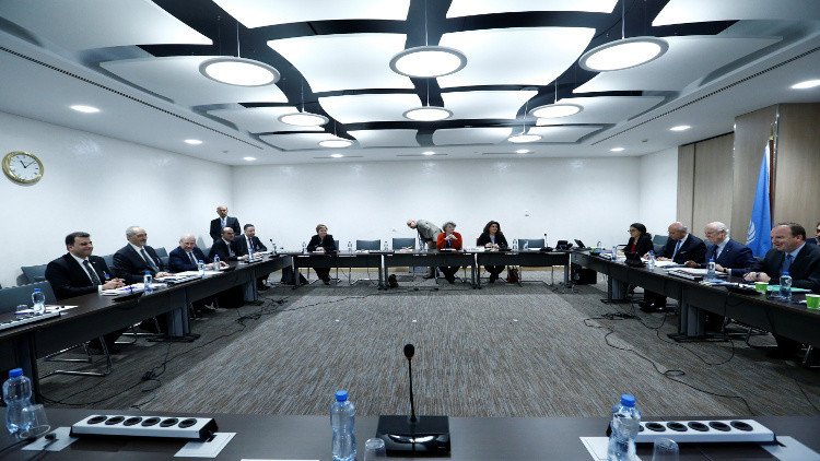 "جنيف-5".. وفد دمشق يقدم لـ دي ميستورا ورقة لمكافحة الإرهاب