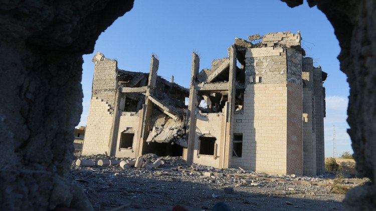 الدفاع الروسية: تحرير الرقة ليس نزهة سهلة ويتطلب التنسيق مع جميع محاربي الإرهاب