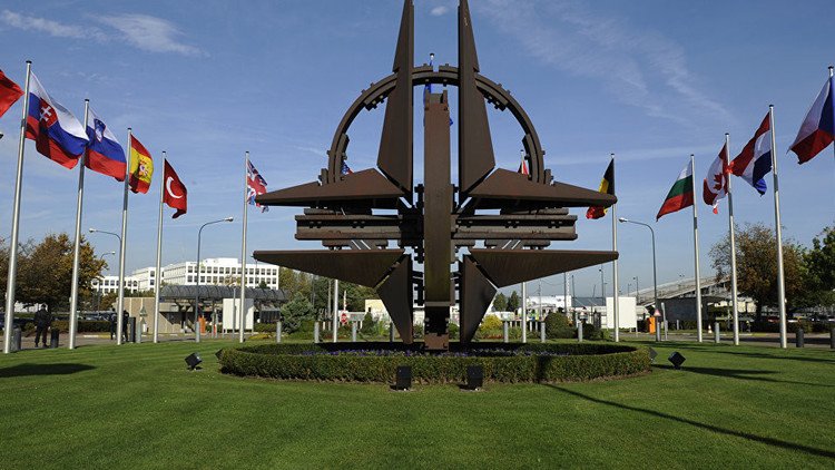 بمبادرة من تيلرسون.. الضغط على روسيا في صدارة الاجتماع المقبل للناتو