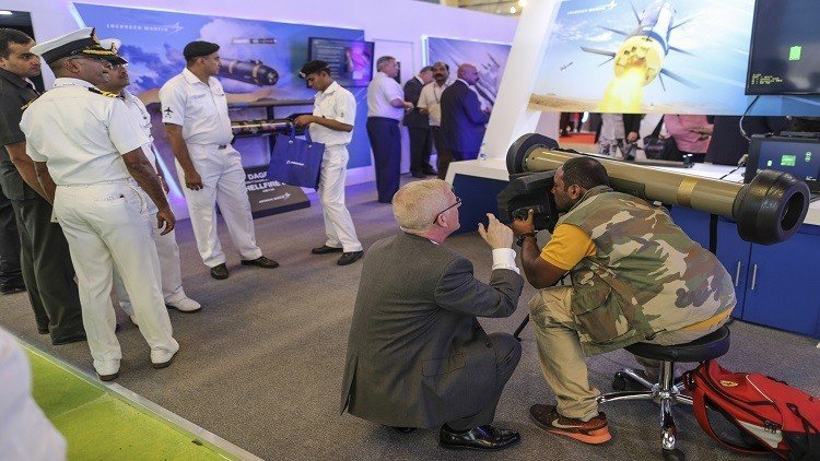 بالفيديو.. صاروخ مضاد للدروع يحول الدبابة إلى هباء