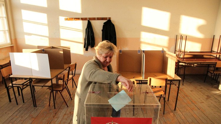 استطلاع رأي يظهر فوز رئيس الوزراء الصربي في الانتخابات الرئاسية 