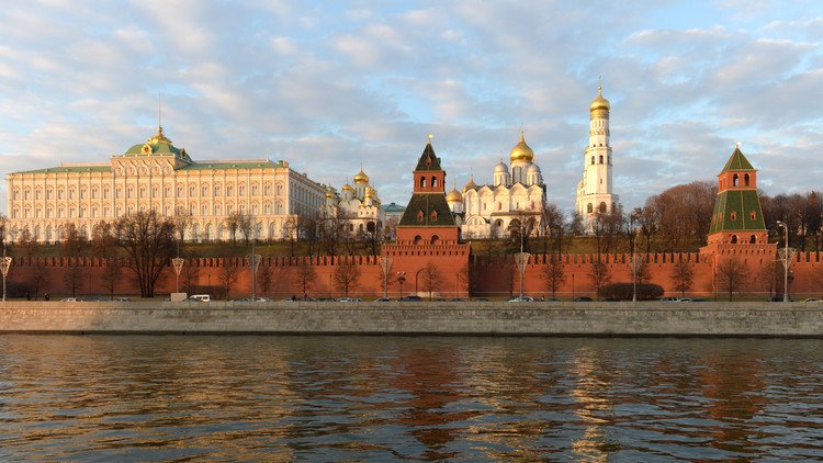 الكرملين: تفجير بطرسبورغ تحد لمواطني روسيا بمن فيهم بوتين