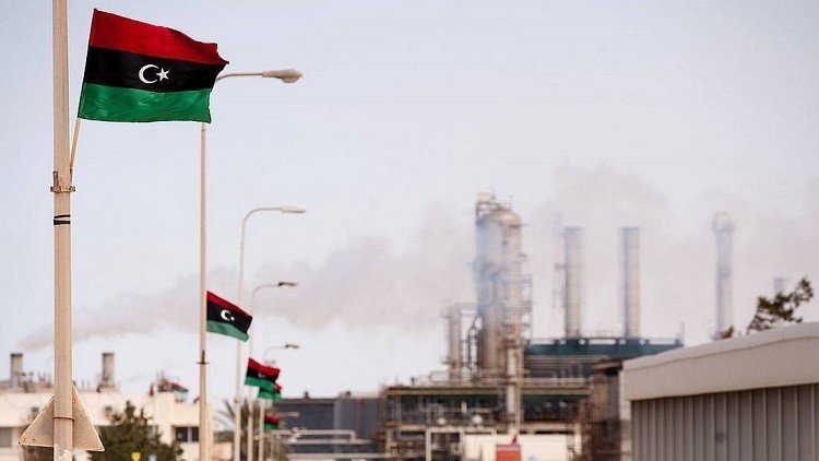 مراكز السلطة في ليبيا تتصارع على النفط