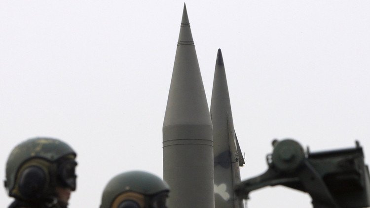 كوريا الجنوبية تطلق صاروخا باليستيا بعيد المدى بنجاح