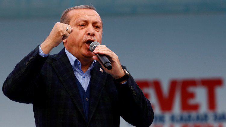 قبل أسبوع من الاستفتاء.. أردوغان يحث مؤيديه على قول 