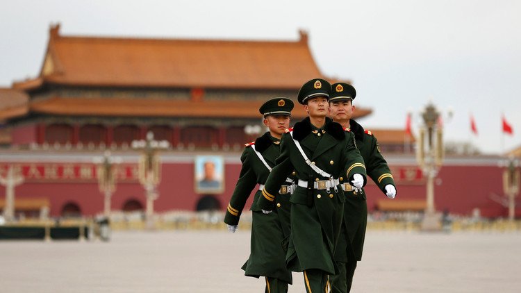 بكين تعرض مكافآت مالية على مواطنيها مقابل معلومات عن "الجواسيس الأجانب"