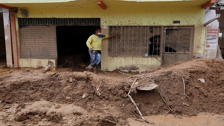 ارتفاع حصيلة ضحايا الانهيارات الأرضية في كولومبيا إلى 320