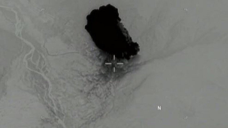 الأقمار الاصطناعية ترصد لحظة ومساحة التدمير الذي أحدثته أم القنابل في أفغانستان