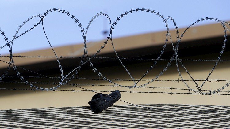 التشيك توصد أبوابها أمام اللاجئين 