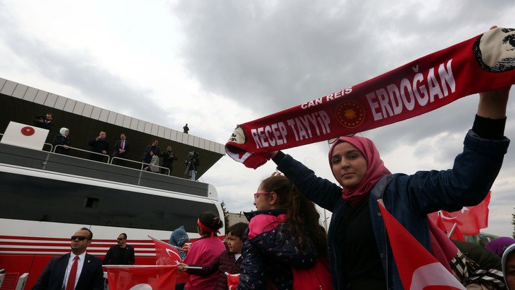 مراقبون أوروبيون: ارتكاب مخالفات في الاستفتاء التركي