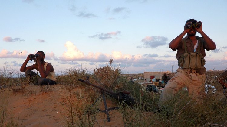 ليبيا.. سجال بالمدفعية الثقيلة حول 