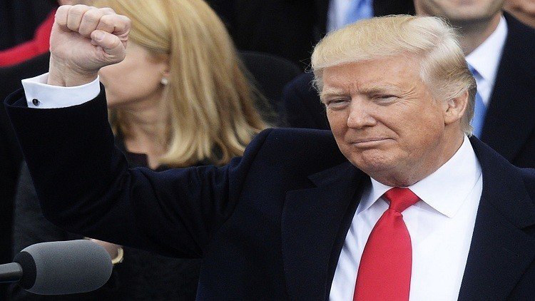 ترامب يأمل بحل مشكلة كوريا الشمالية بطرق سلمية  