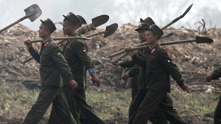 كرة الطائرة تكشف نوايا بيونغ يانغ النووية!