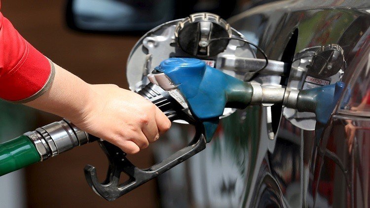 محكمة كويتية تقضي بصحة قرار رفع أسعار البنزين