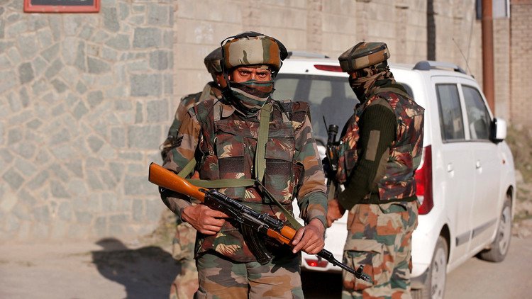 الماويون في الهند يشنون هجوما دمويا على قوات الأمن