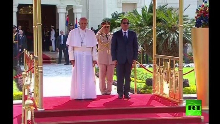 الرئيس المصري يستقبل البابا فرنسيس  