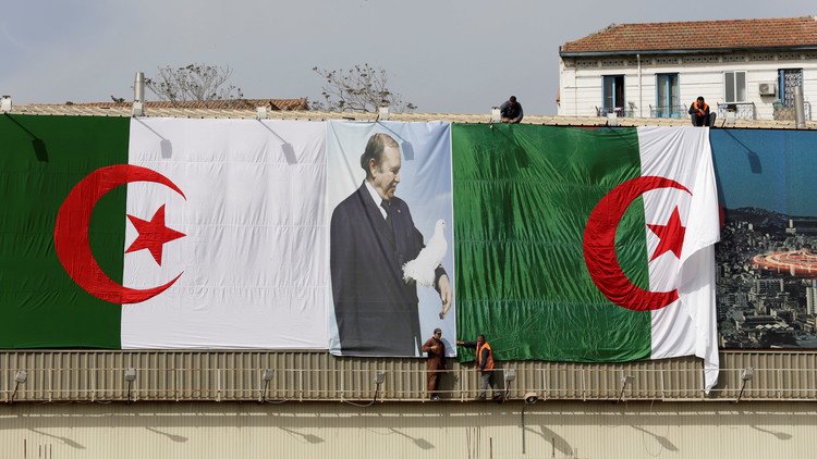 الجزائريون ينتخبون برلمانا جديدا