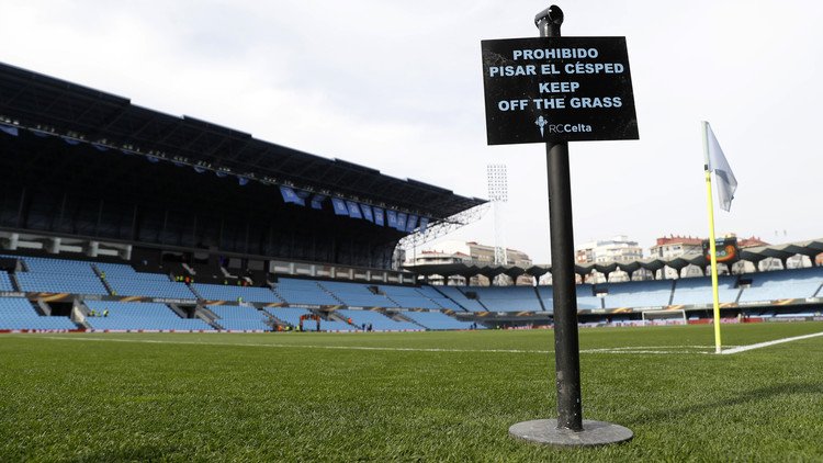 تشكيلة الشياطين الحمر ومضيفه سيلتا فيغو